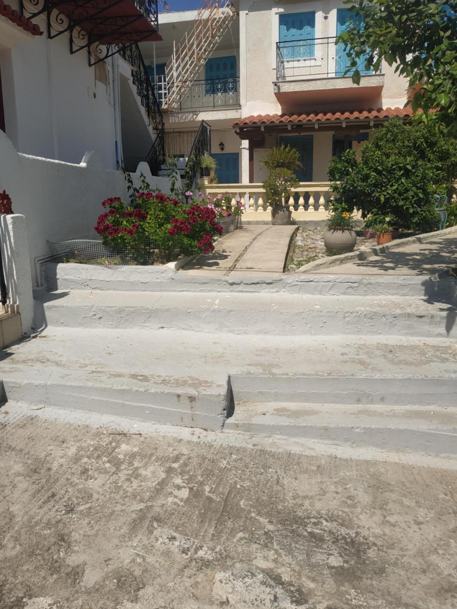 Elthimias2 Apartment Poros Town Exterior photo